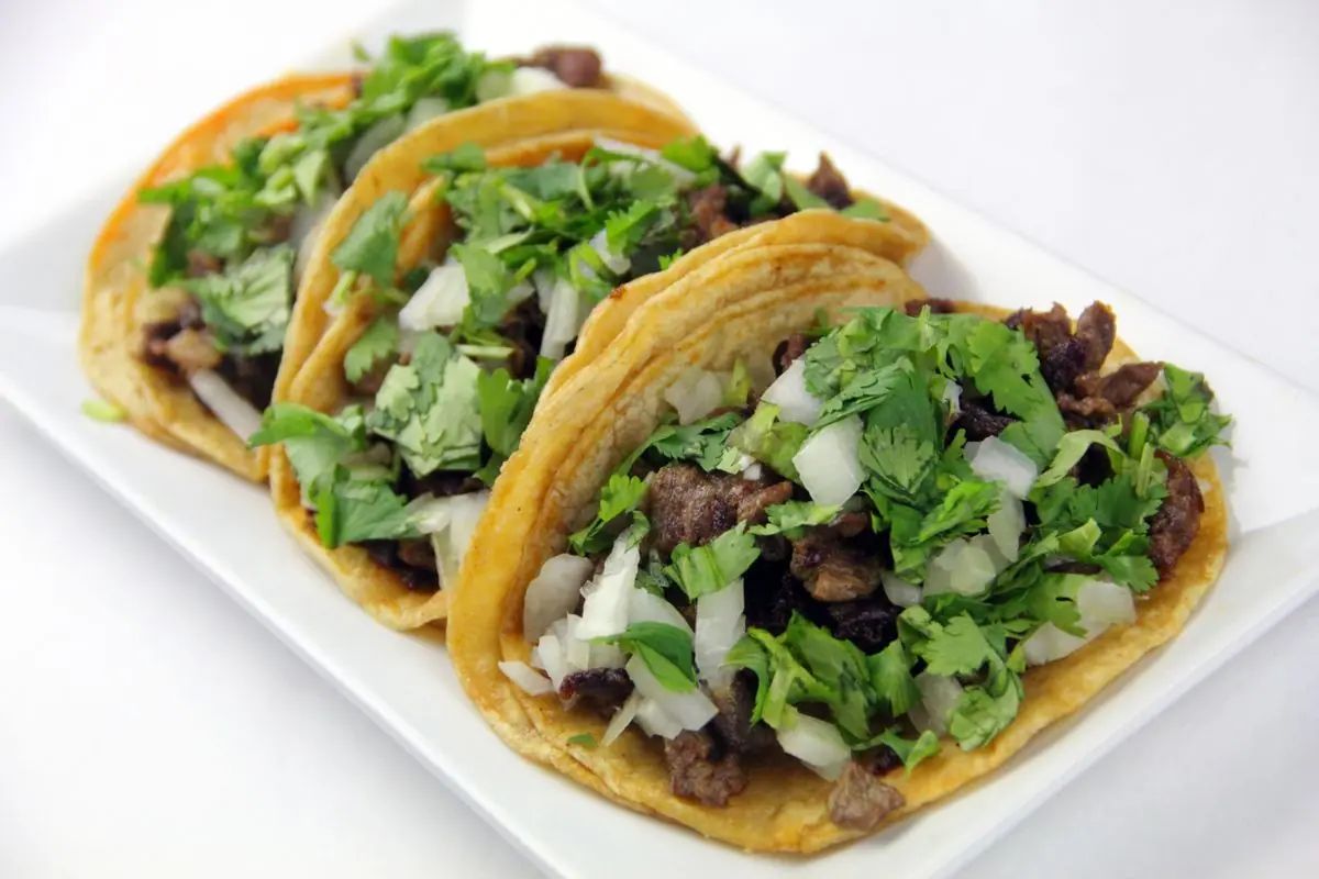 Grilled steak tacos